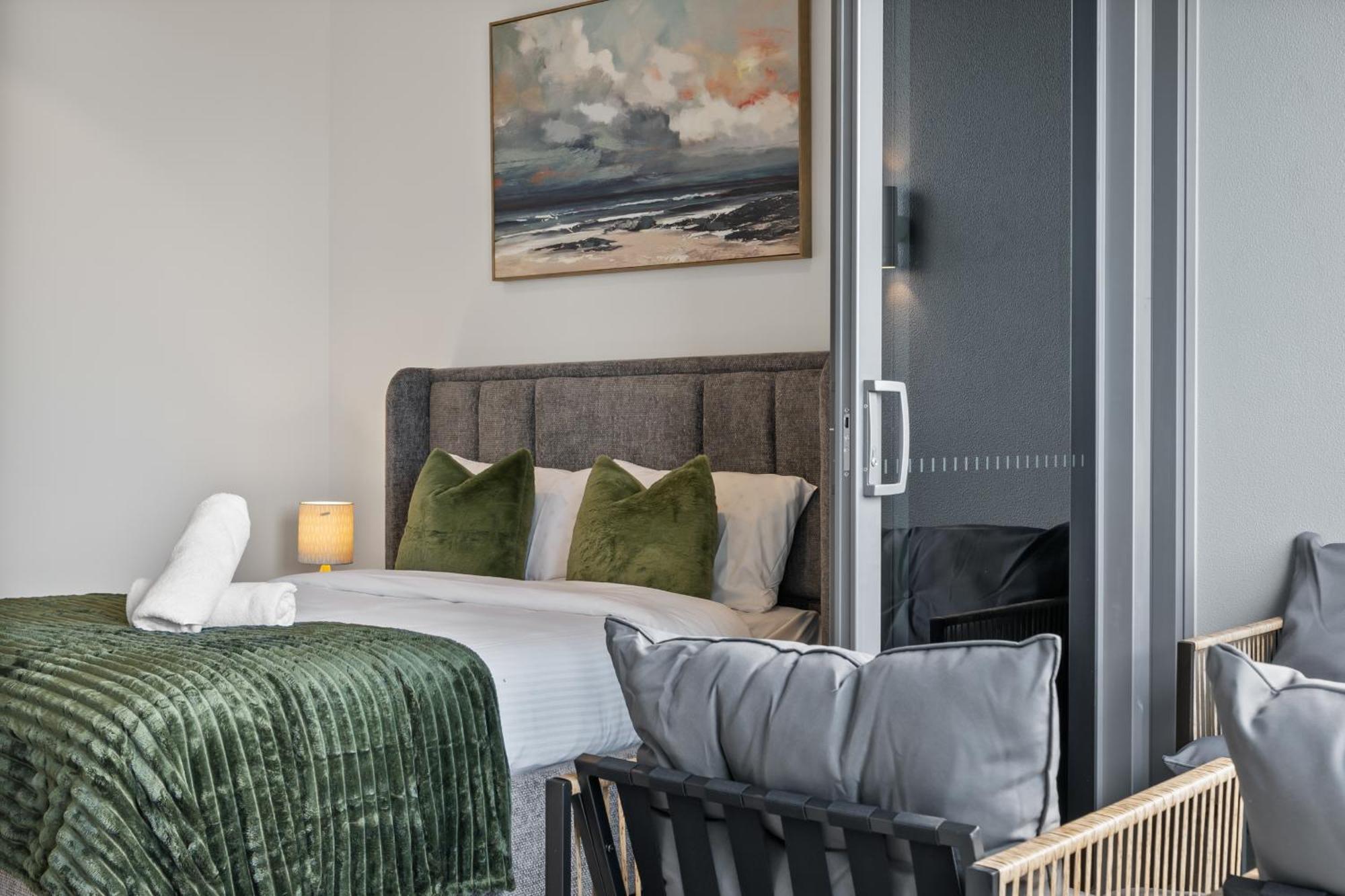 Apartment Sky Living & River Views In Queens Wharf Residences *