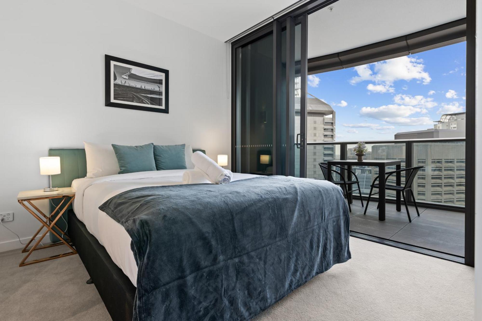 Apartment Sky Living & River Views In Queens Wharf Residences Brisbane